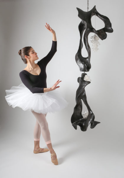 DIVINE BALANCE with dancer - Dorit Schwartz sculptor